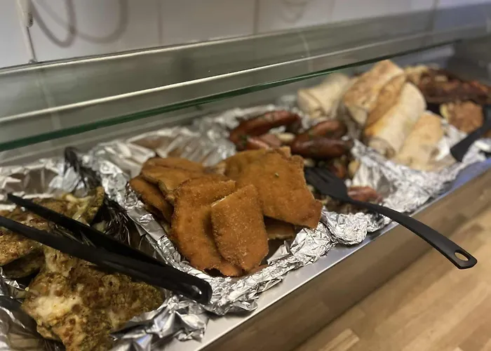 Greg&Tom PartyHostel